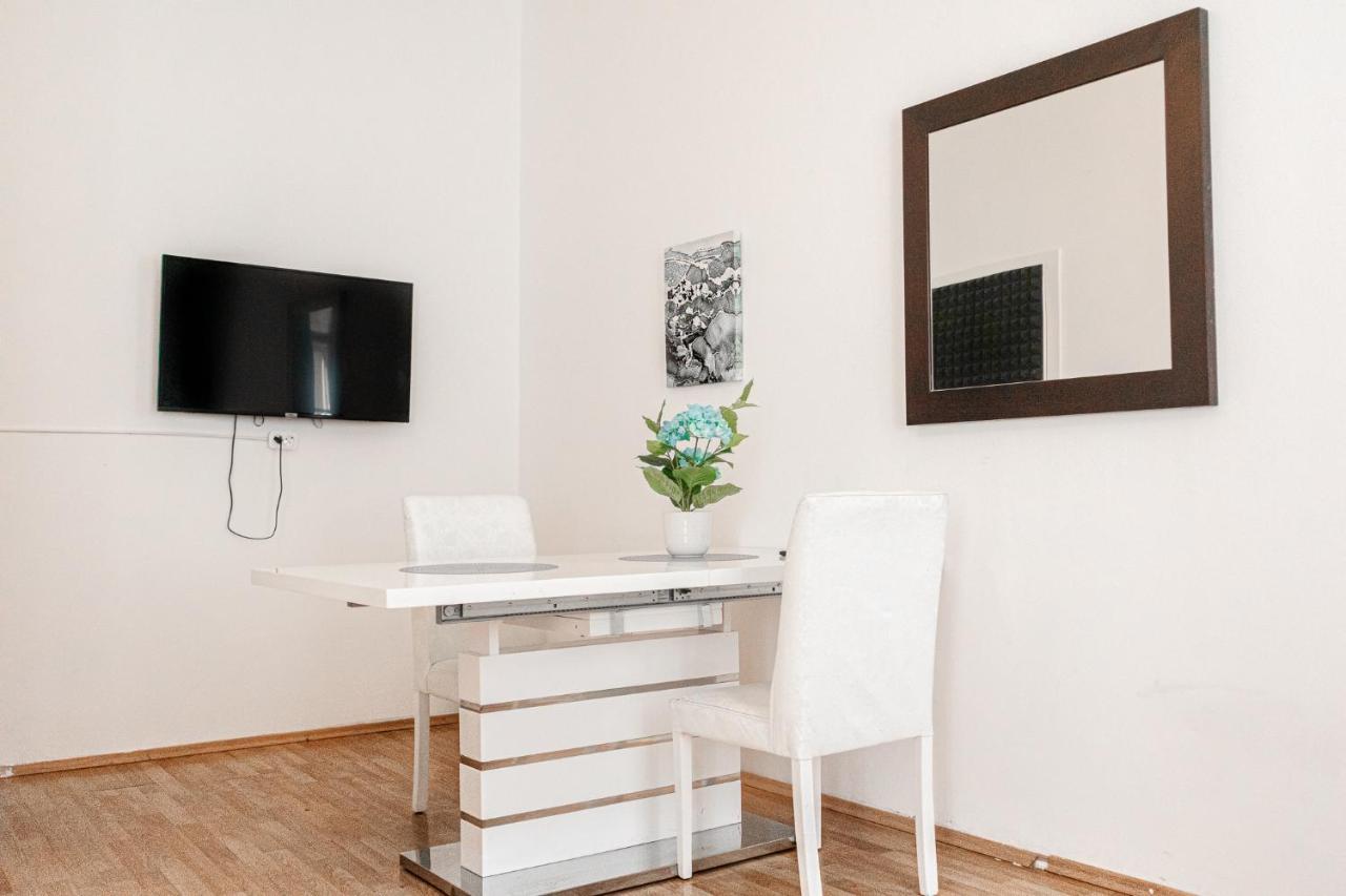 Central Belvedere 3Br Shared Apartment - 12 Min From City Center Vienne Extérieur photo