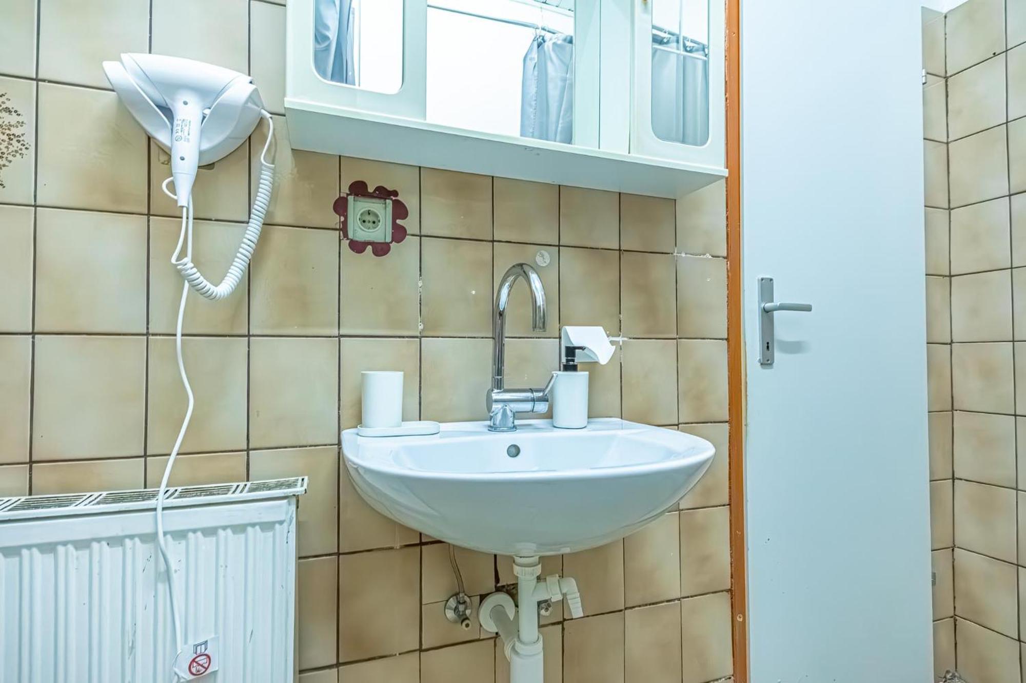 Central Belvedere 3Br Shared Apartment - 12 Min From City Center Vienne Extérieur photo